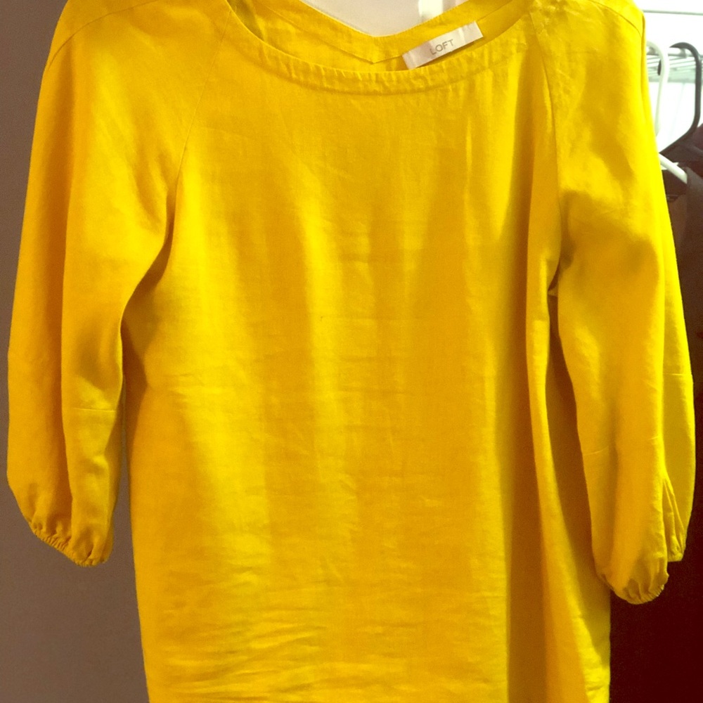 LOFT Soft linen sunshine balloon sleeve top